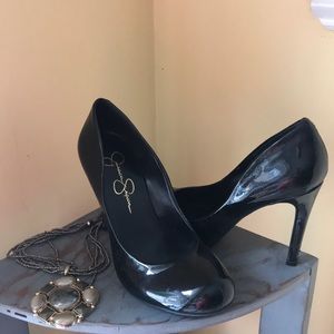 Jessica Simpson Black Patent Leather Pump 6 1/2